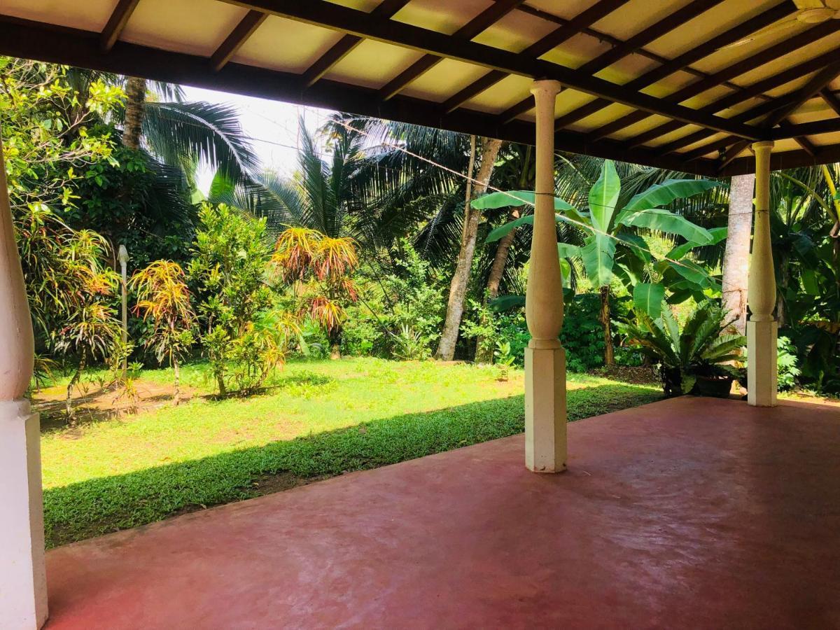 Jungle View Guesthouse Unawatuna Dış mekan fotoğraf