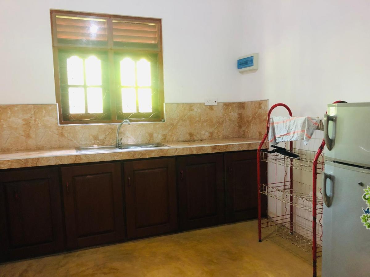 Jungle View Guesthouse Unawatuna Dış mekan fotoğraf